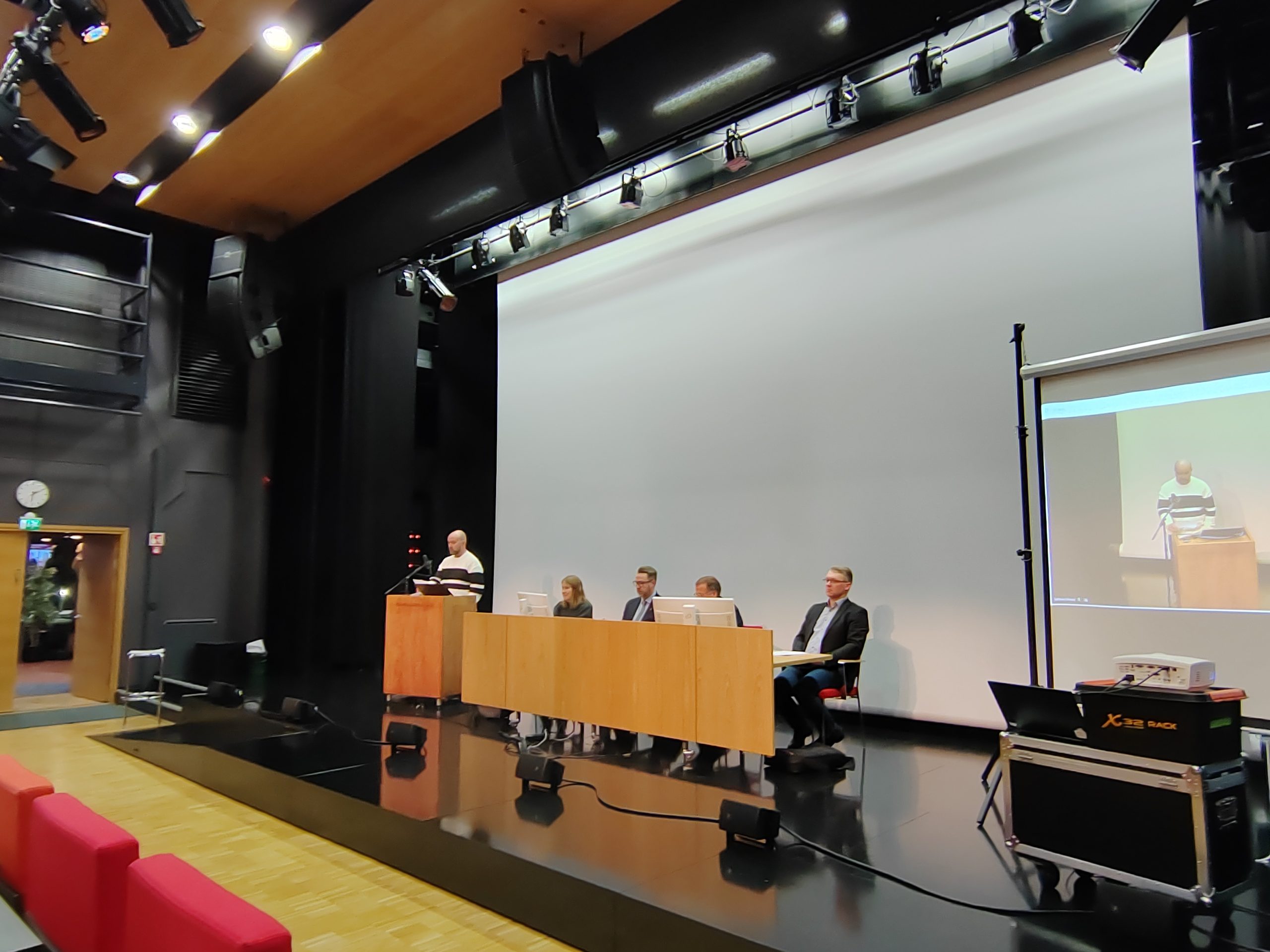 Valtuustoaloite Venesjärven koulun rakentamisen rahoitusvaihtoehdoista